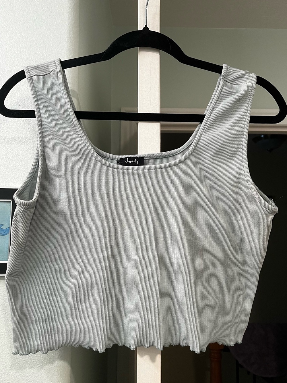 Ruffled crop tank top